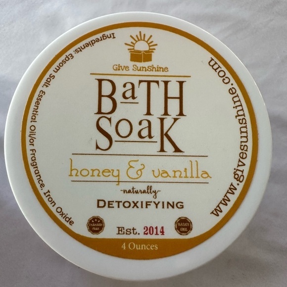 Buff City Soap Cherry Almond Body Butter/Give Sunshine Hiney-Vanilla Bath Salts - Picture 5 of 7